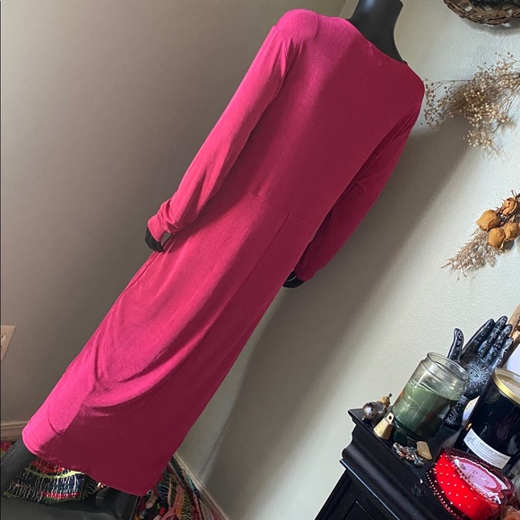 NINA PARKER Elegant Pink Ruched Dress NWTs - Picture 7 of 15